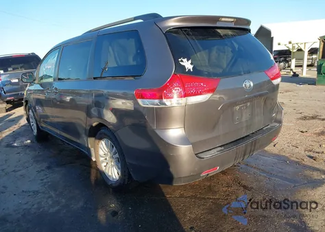 2011 Toyota Sienna Xle V6 из США, поврежденный, VIN 5TDYK3DC9BS155391